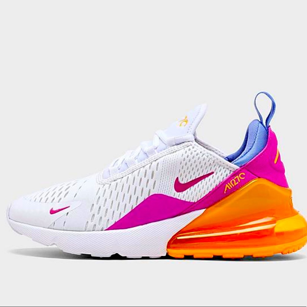 NWT Nike Air Max 270